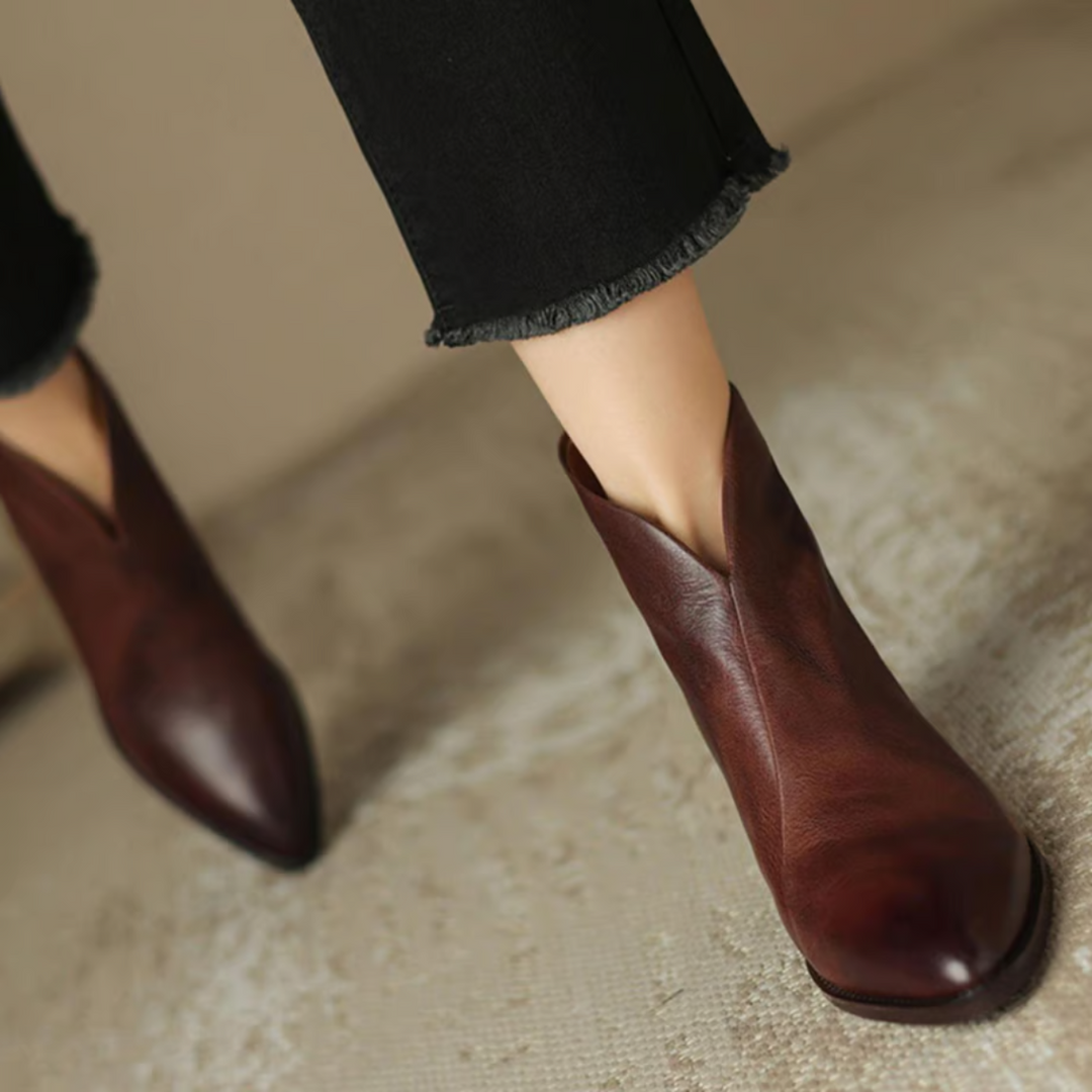 Zabrina - Botines De Cuero Con Punta Afilada