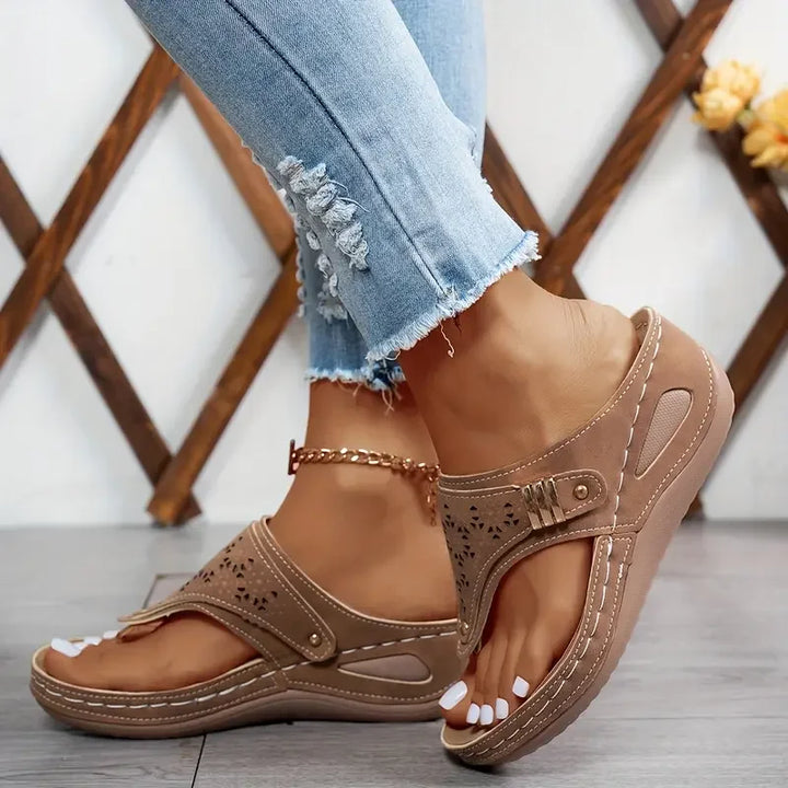 Tiara - Sandalias Con Cuña Elegantes