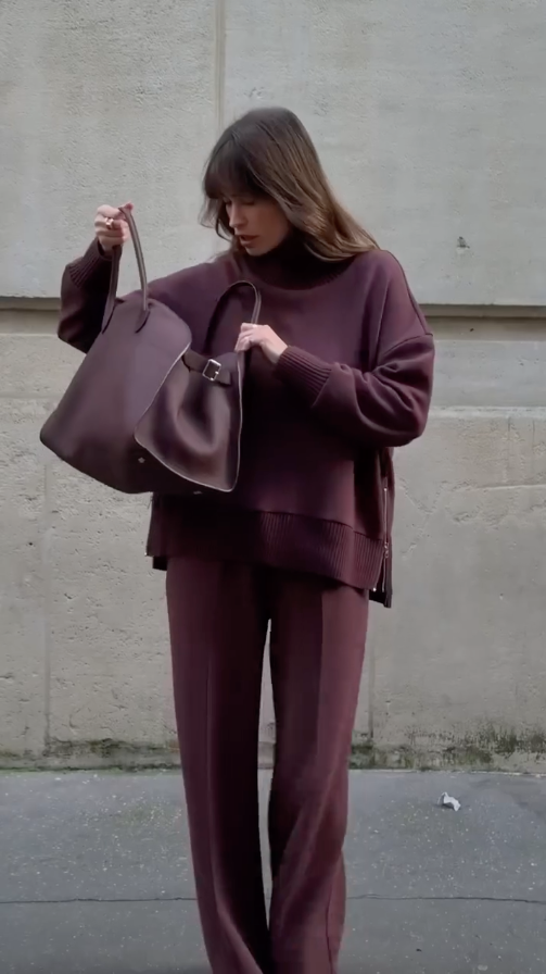 Helena - Conjunto de Punto Con Cuello Alto