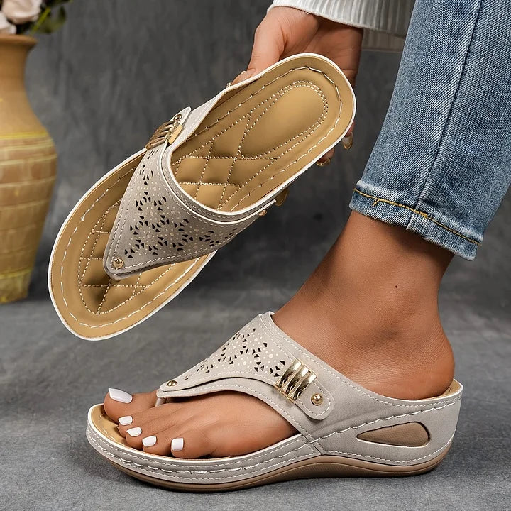 Tiara - Sandalias Con Cuña Elegantes