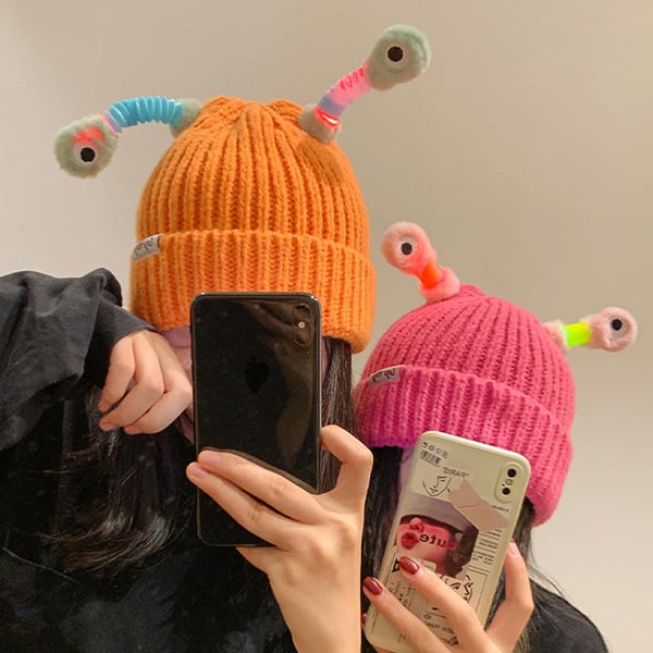GlowTots - Gorro De Invierno Para Padres e Hijos de Un Simpático Monstruito Brillante