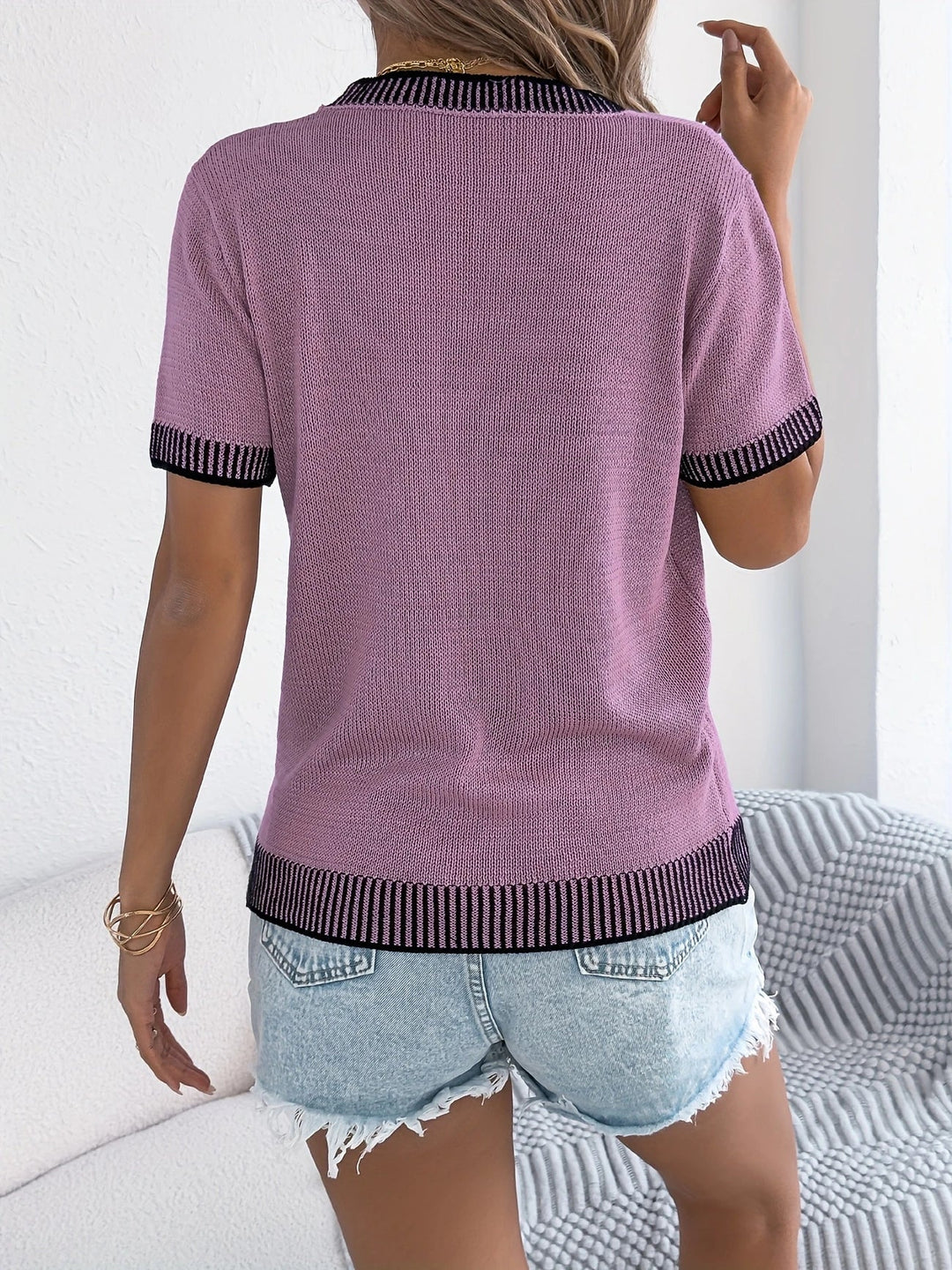 Alethea - Elegante Top De Punto Con Cuello Redondo y Rayas