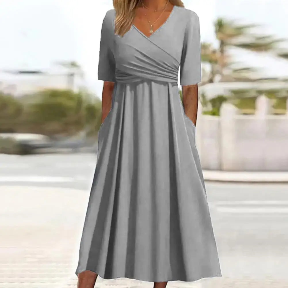 Nitha - Vestido Cruzado Plisado de Manga Corta y Cuello en V